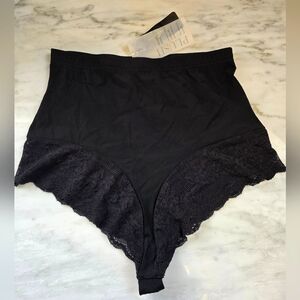 Women's Black Lace High-Waisted Thong 40 41